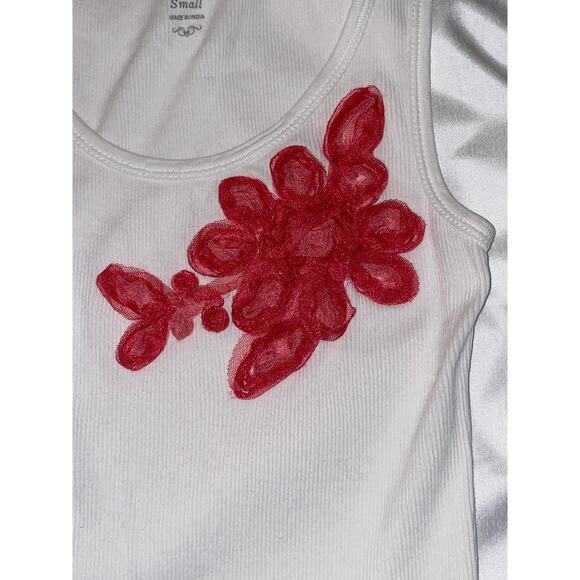 Old Navy Tank with Flower‎ Embellishment - Size S - Picture 2 of 6